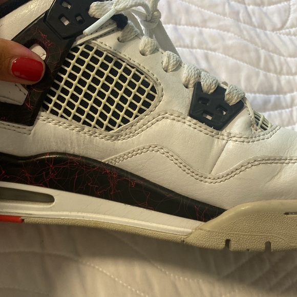 Authentic Air Jordan 4s Pale Citron W8.5 M7 Y7 - Picture 12 of 14